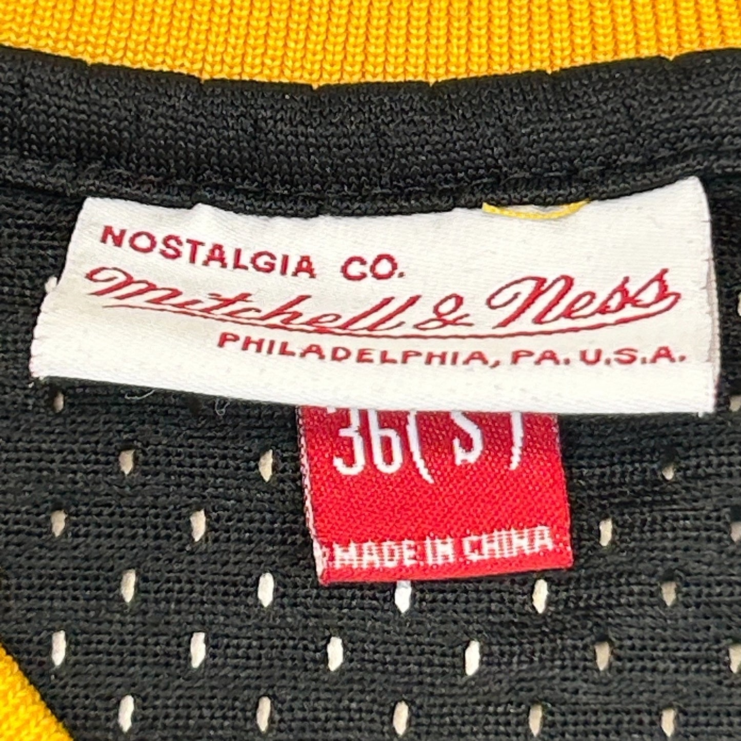 Willie Stargell Pittsburgh Pirates Jersey Shirt 1982 Mitchell & Ness S Small 36