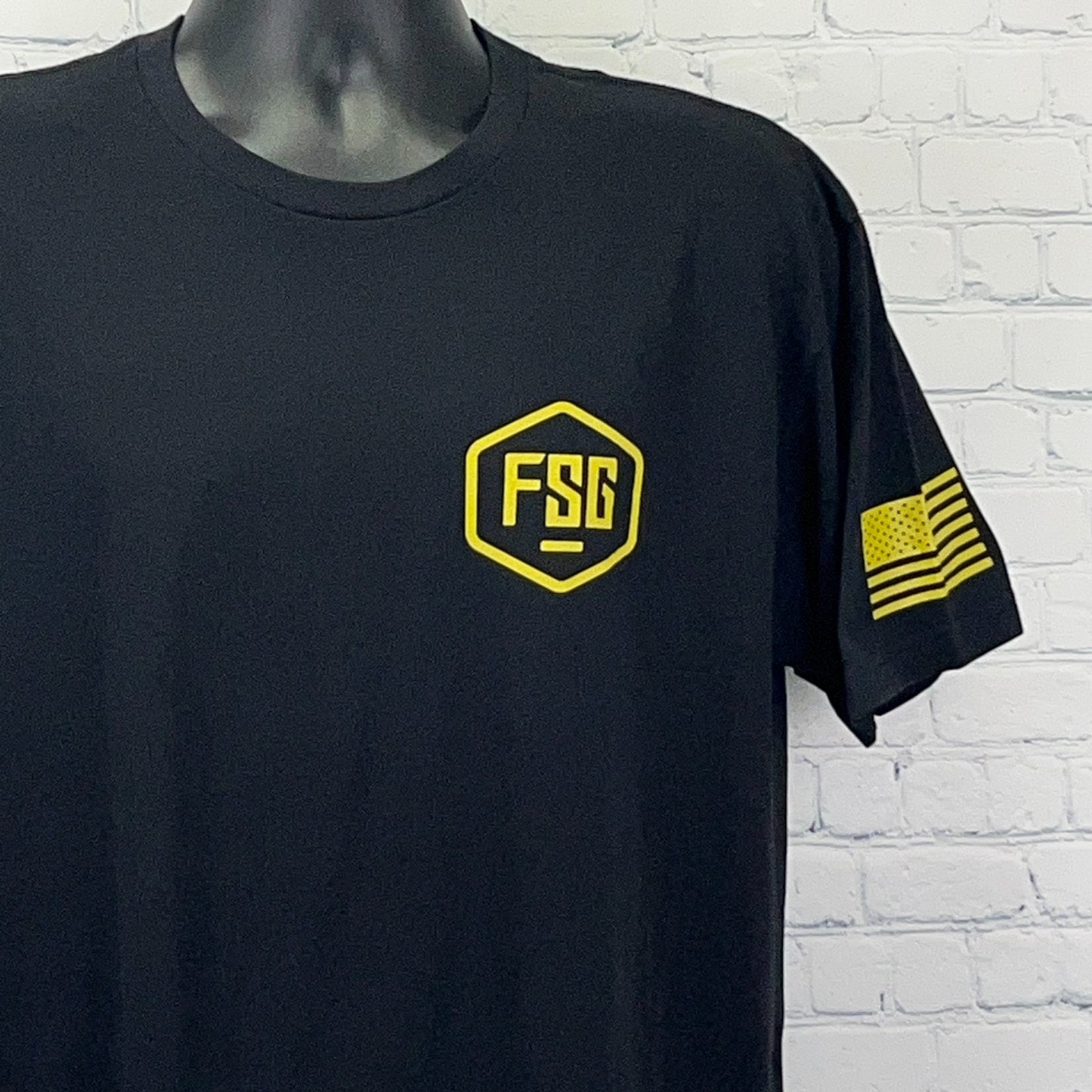 Freedom Street Garage T Shirt L Large Black Patriotic Cars FSG Short Sleeve Tee