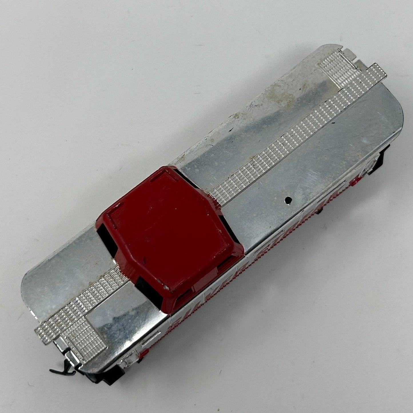 Silver Streak Caboose HO Gauge Scale Model Train Railway Railroad Tyco