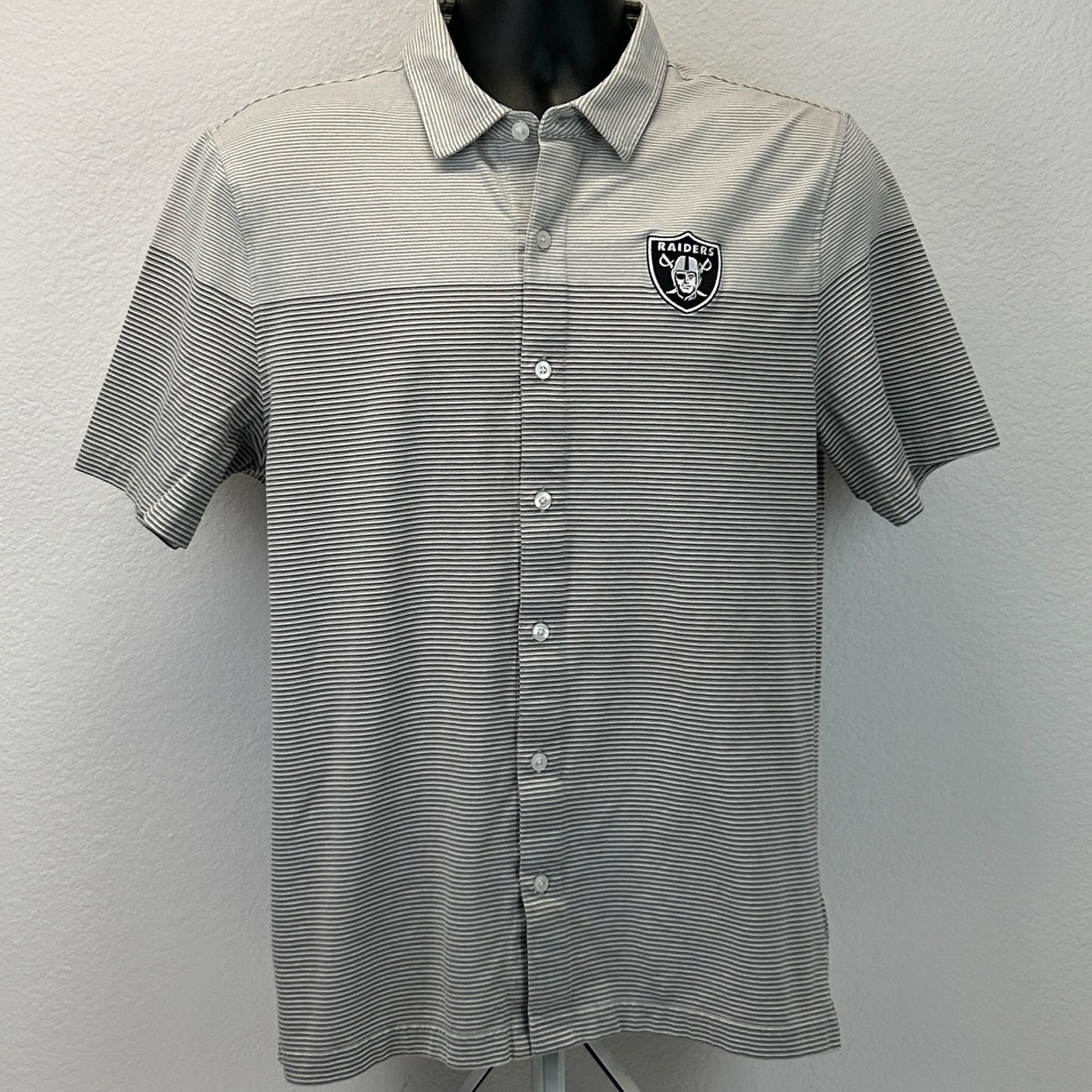 Las Vegas Raiders Button Front Shirt Gray NFL Short Sleeve Cutter & Buck L Large