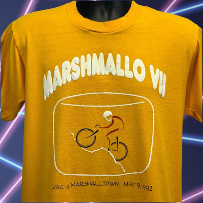 复古 Marshmallo 自行车骑行 T 恤 中号 90 年代 Marshalltown 自行车 男式 黄色