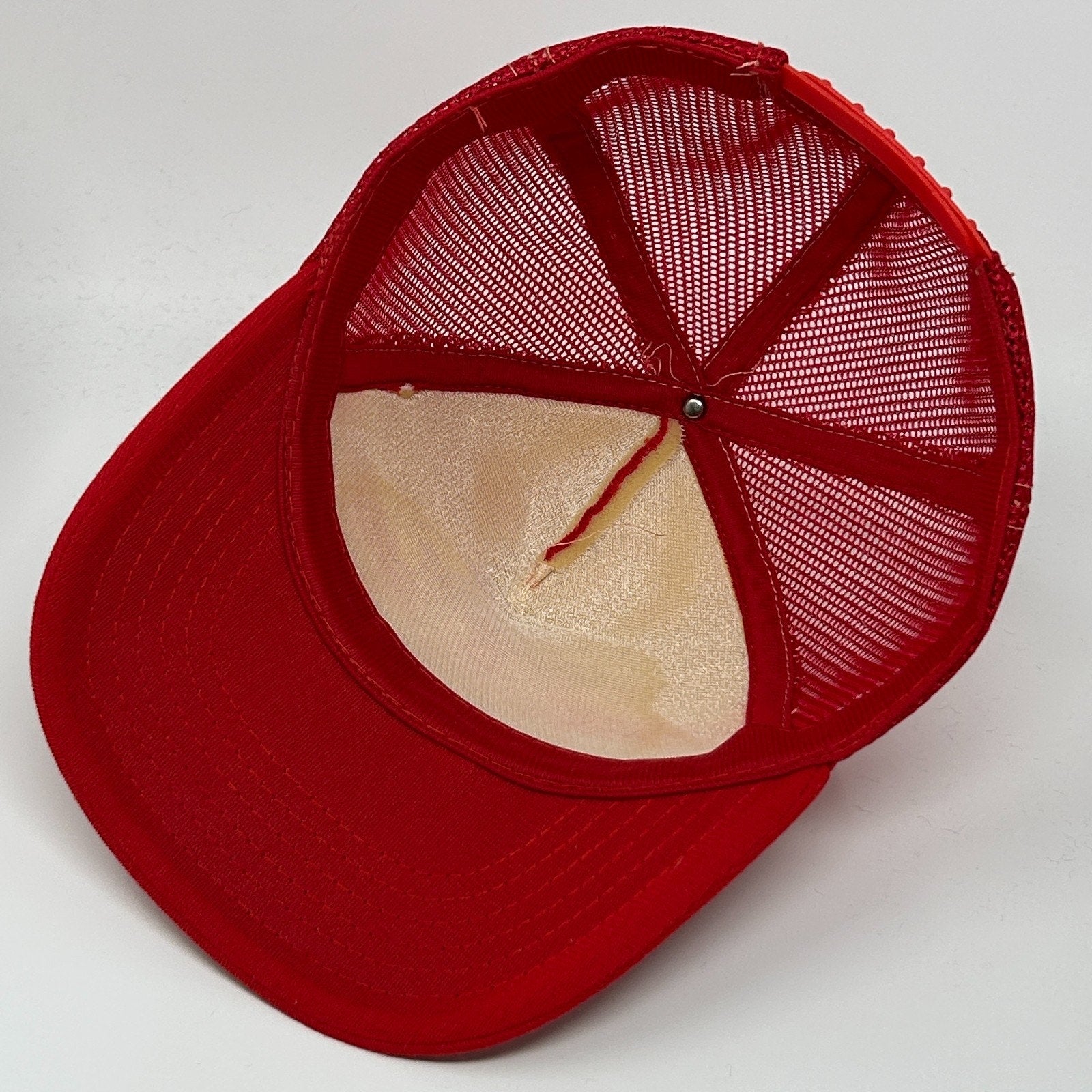 Vintage 80s Wisconsin Badgers Trucker Hat Baseball Cap Red 5 Panel Mesh Snapback - Neon Vintage