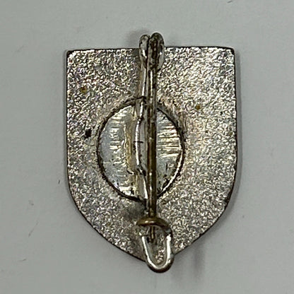 Vintage Bayern Bavaria Coat of Arms Hat Lapel Pin Pinback Germany Oktoberfest