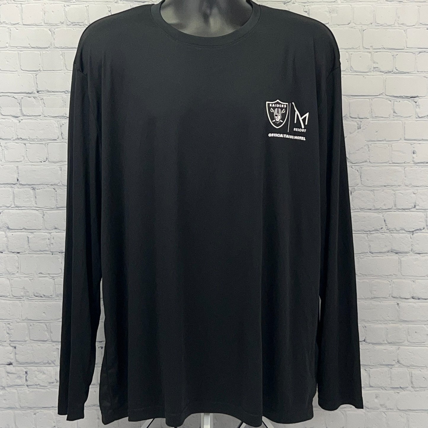 Las Vegas Raiders M Resort T Shirt 2XL XXL Black Long Sleeve Casino Dunbrooke