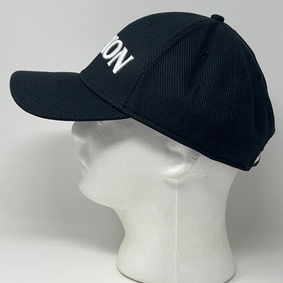 Srixon Hat Baseball Cap A-Flex Fitted L-XL Golf Golfer Golfing Black 6 Panel