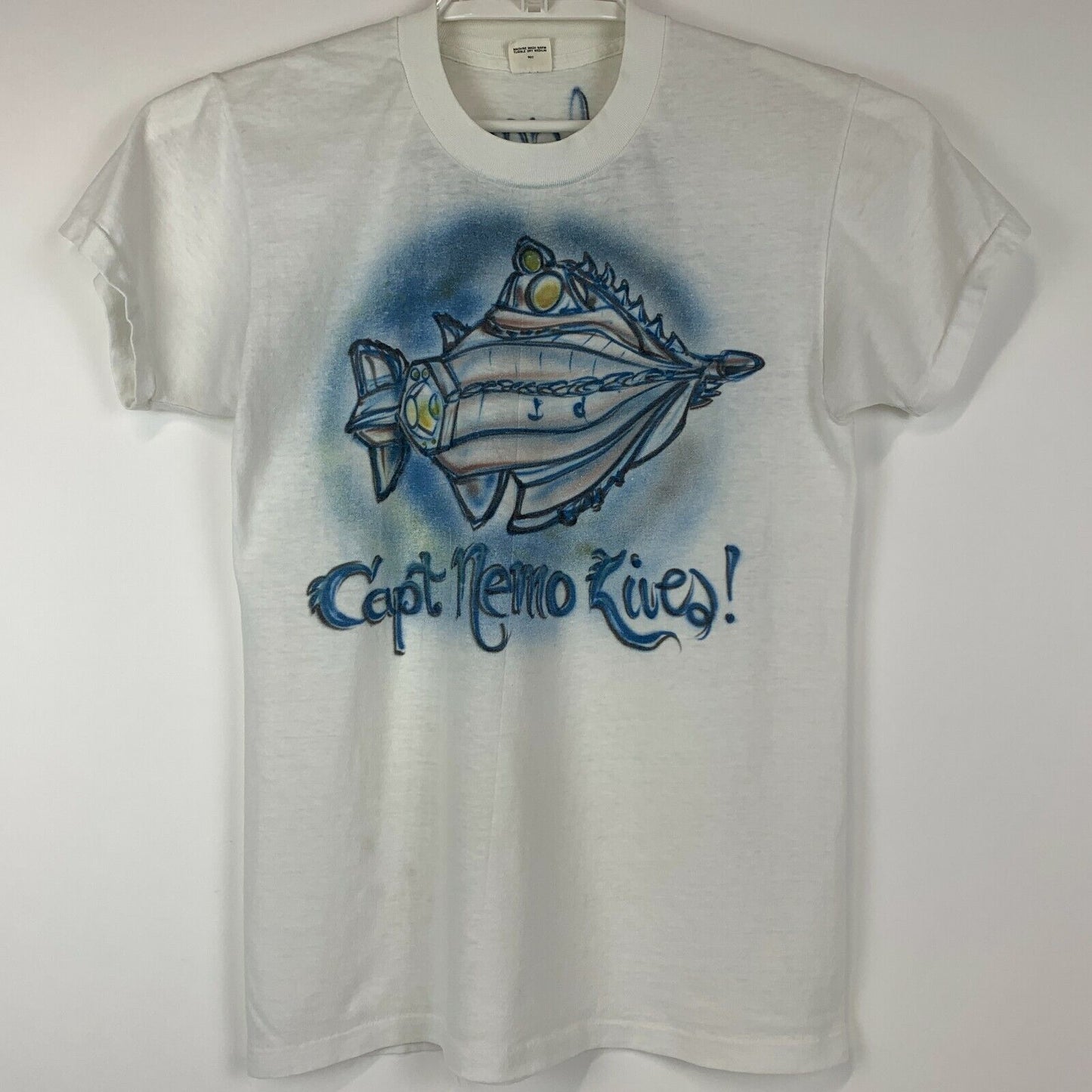 Capitán Nemo Submarino Vintage 80s Camiseta Vulcania Voyage Disneyland USA Pequeña