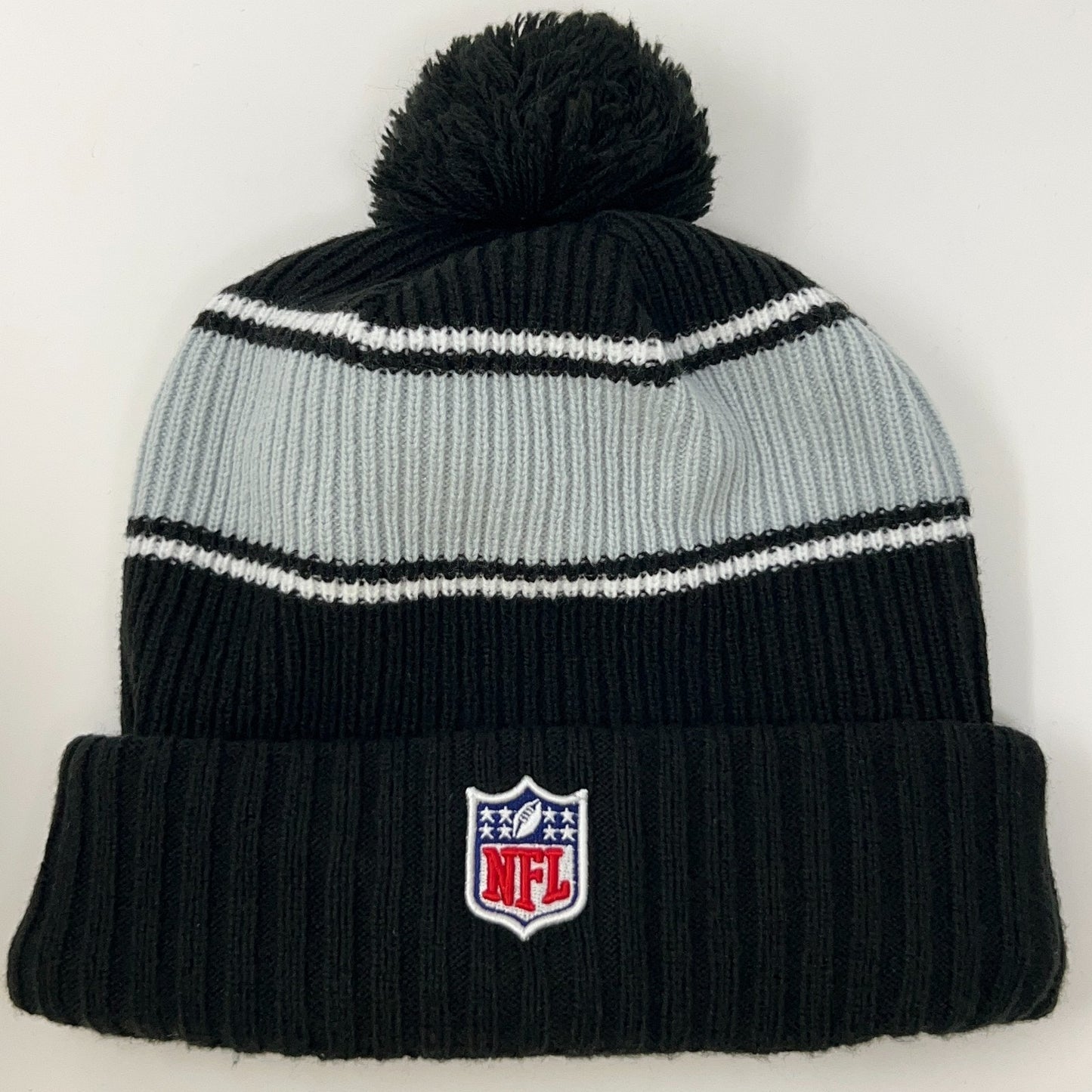Las Vegas LV Raiders Cuffed Pom Pom Beanie Toque Winter Hat NFL New Era Black
