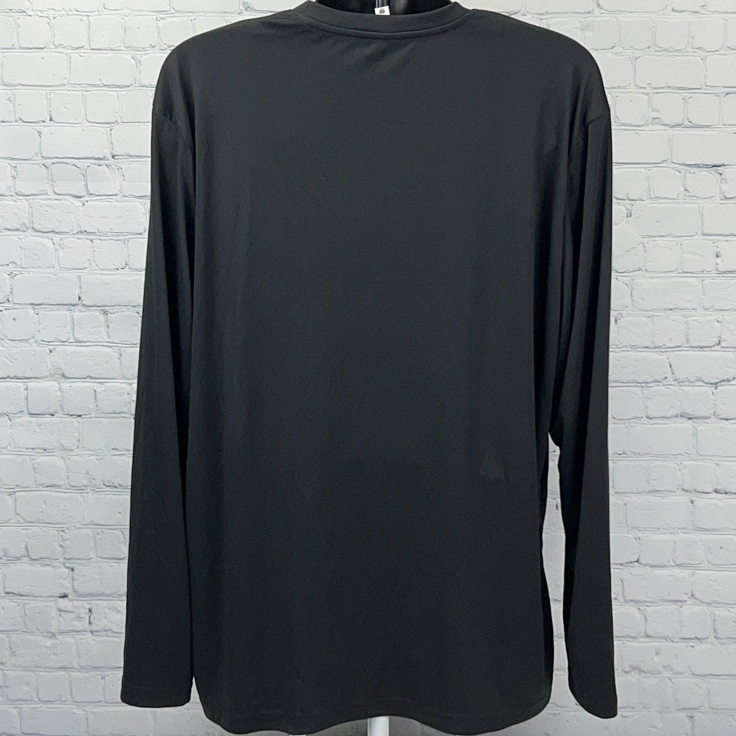 Las Vegas Raiders M Resort T Shirt 2XL XXL Black Long Sleeve Casino Dunbrooke
