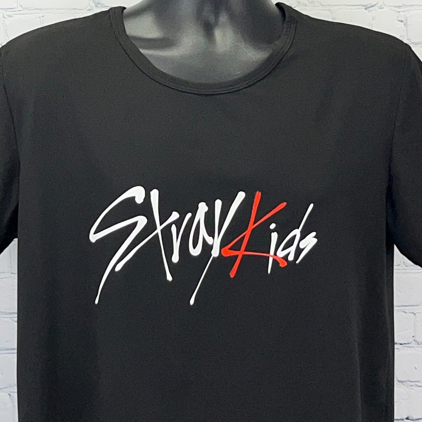 Stray Kids T Shirt Korean K-Pop Boy Band Short Sleeve Black Tee Unisex L Large