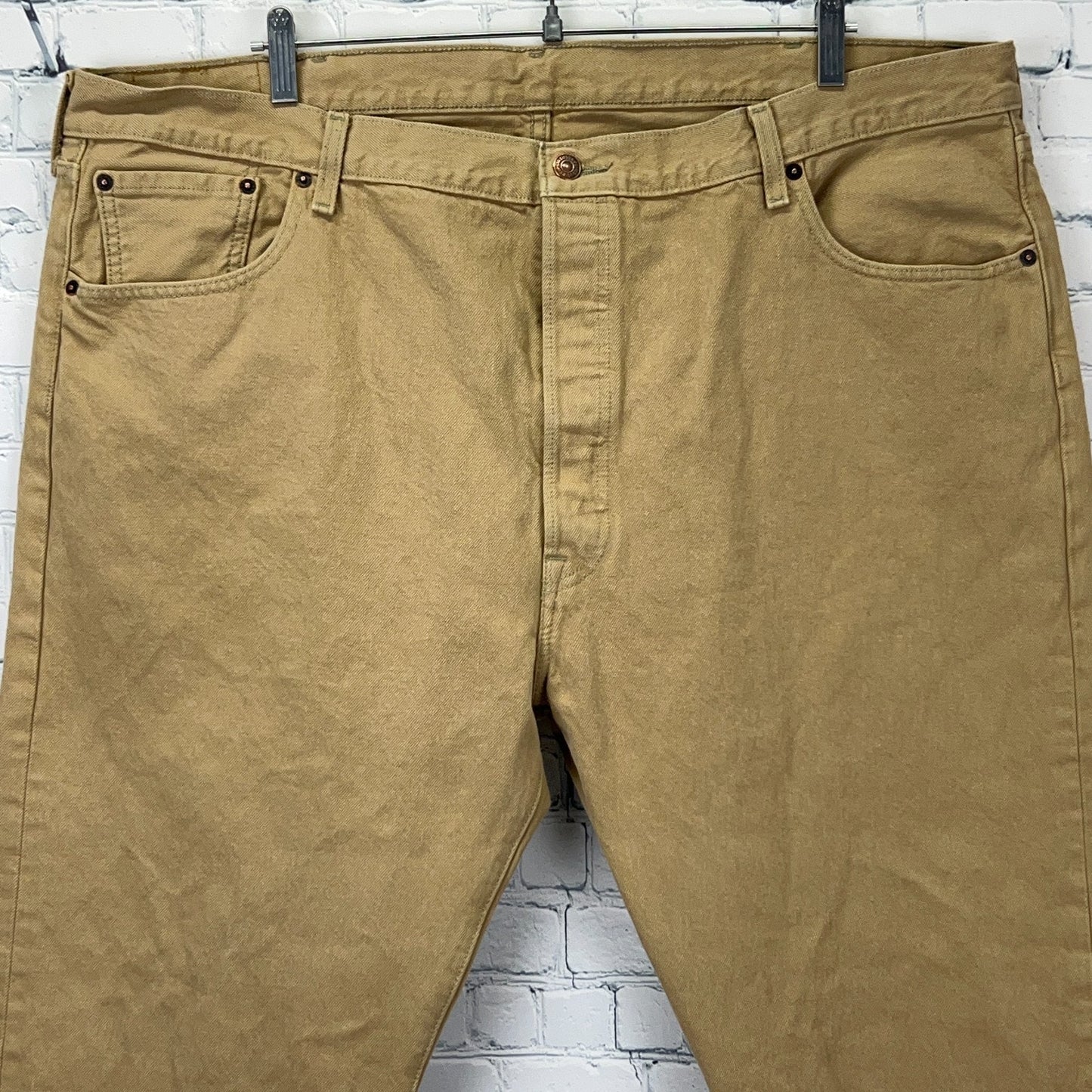 Levis 501 Button Fly Jeans Straight Fit Five Pockets Denim 1212 Beige Tan 44x32