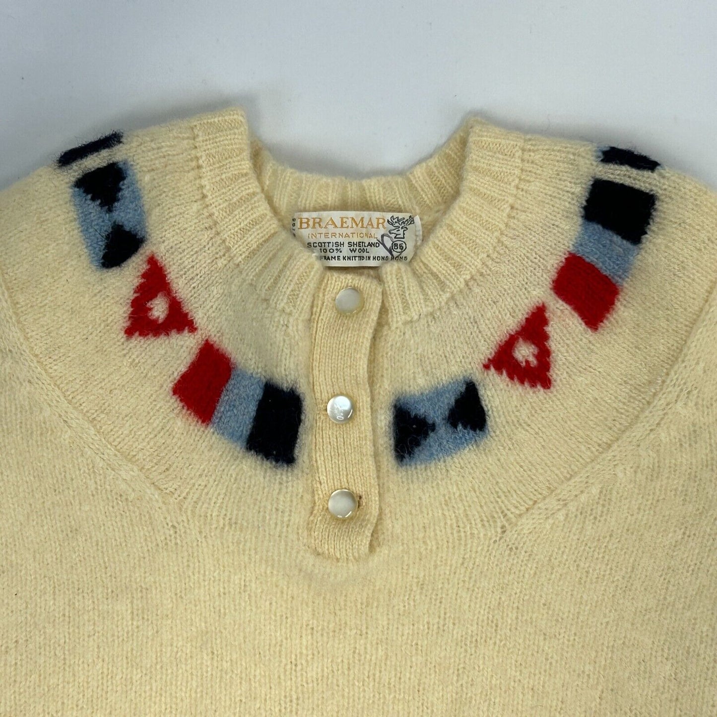 Vintage Girls Scottish Shetland Wool Sweater 8 Fair Isle Flags Braemar Ivory