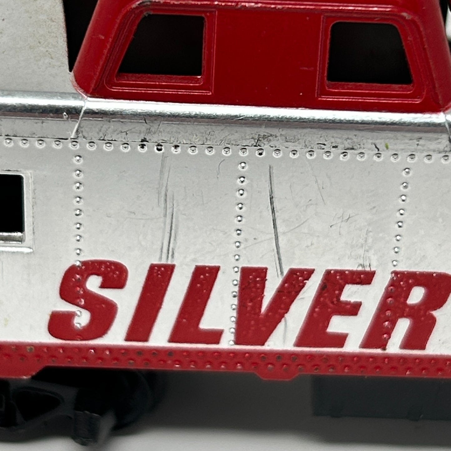 Silver Streak Caboose HO Gauge Scale Model Train Railway Railroad Tyco