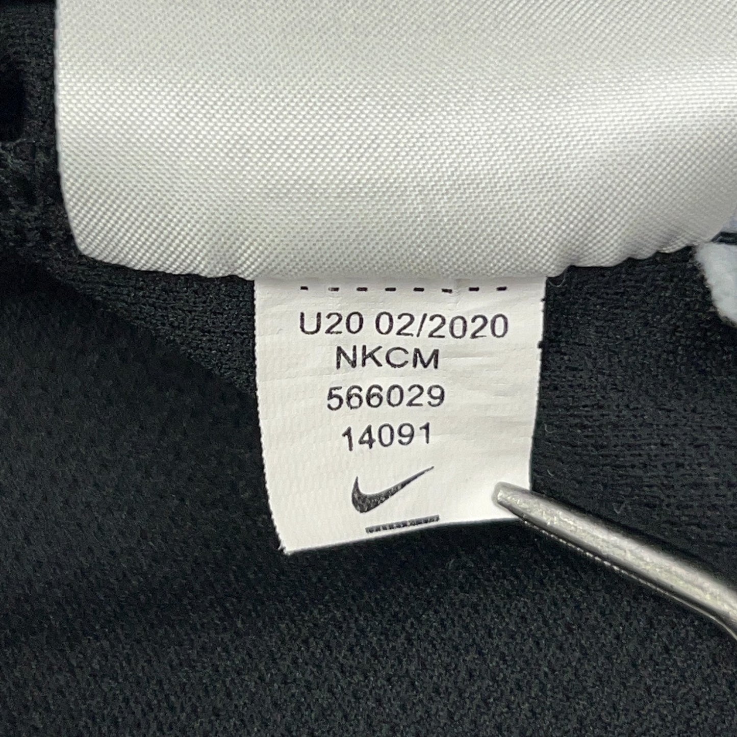 Las Vegas Raiders Polo Shirt XXL 2XL Gray Striped NFL On Field SS Nike Dri Fit