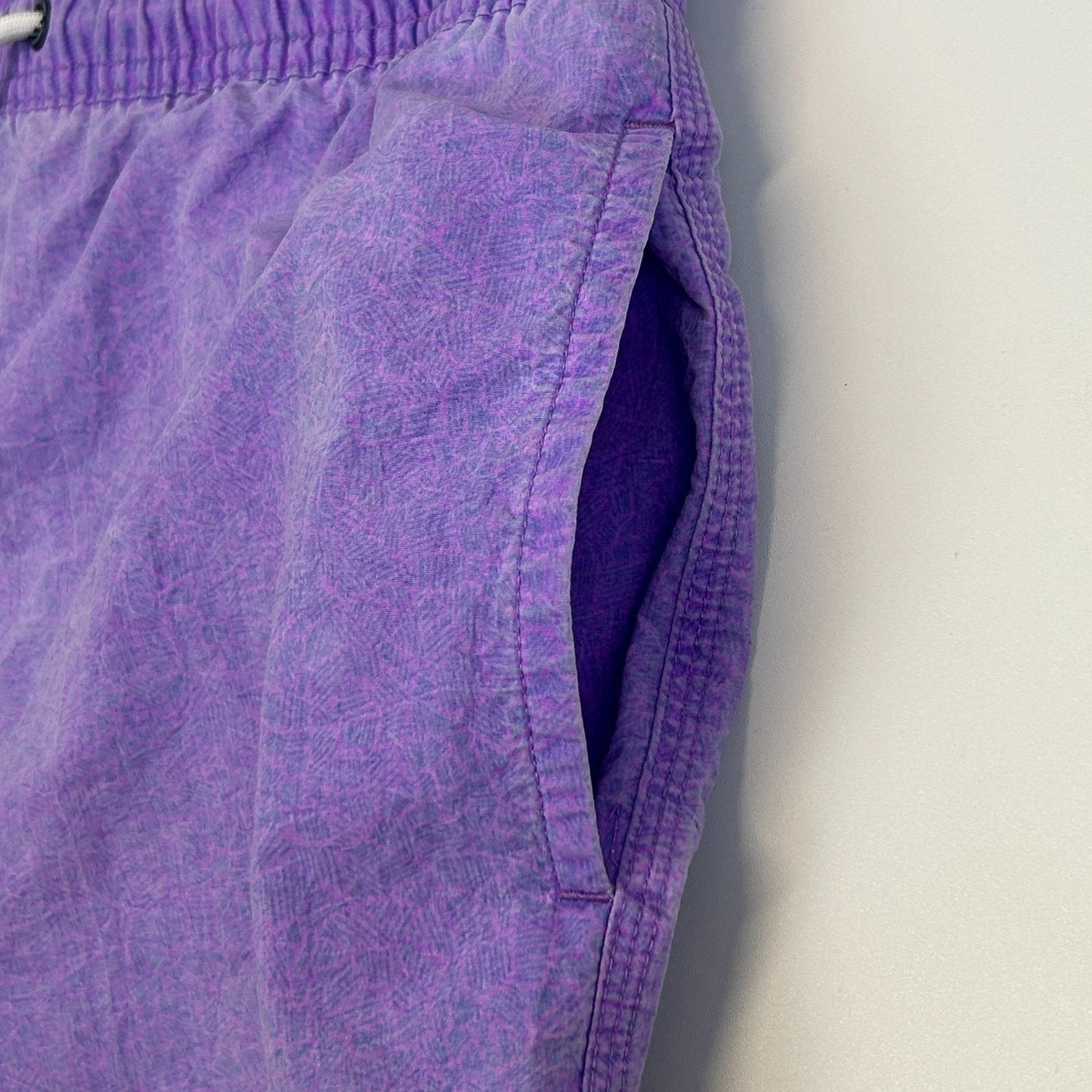 Vineyard Vines Island Swim Trunks Shorts Swimming Pockets Purple Mens M Medium - Neon Vintage