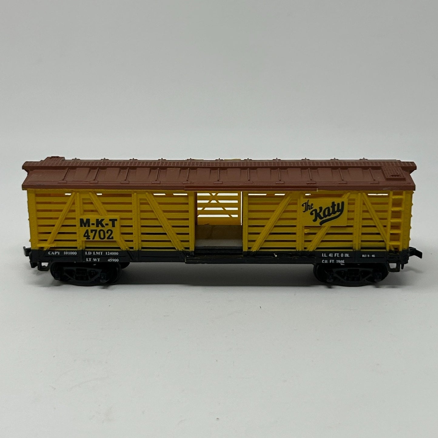 MKT The Katy HO Gauge Livestock Cattle Car Scale Model Train Life Like Yellow