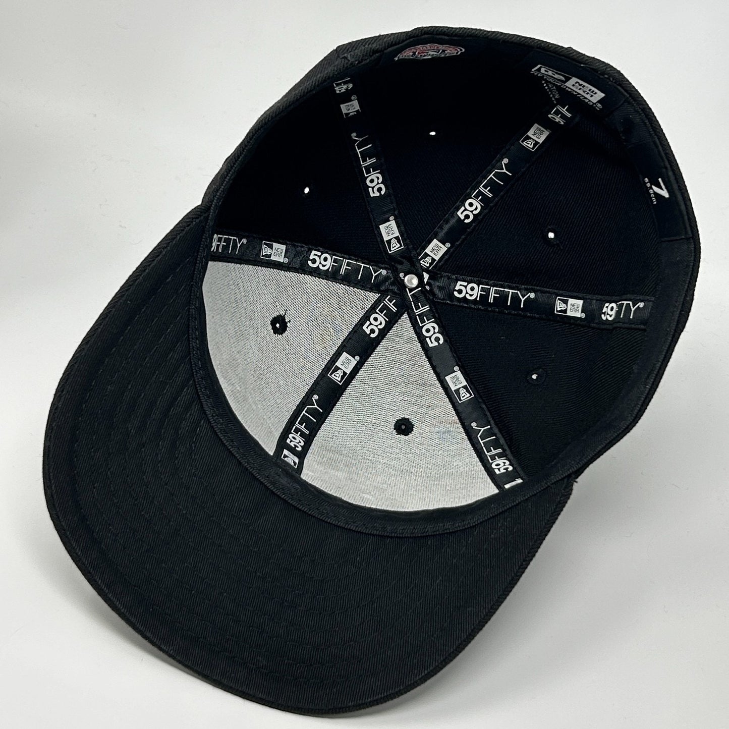 Las Vegas Aviators Hat Baseball Cap MiLB New Era Wool Black On Black Fitted 7 - Neon Vintage