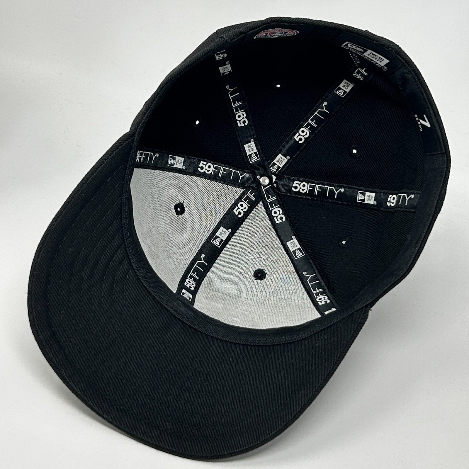 Las Vegas Aviators Hat Baseball Cap MiLB New Era Wool Black On Black Fitted 7 - Neon Vintage