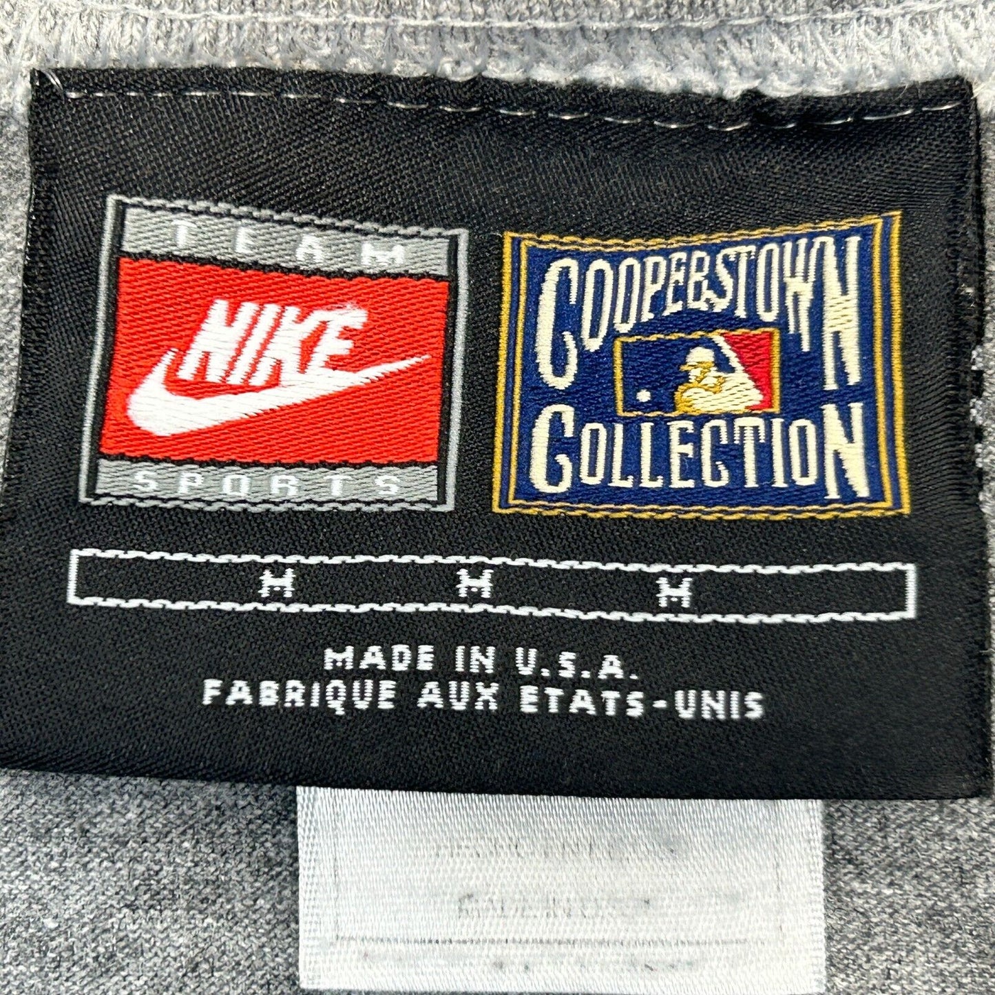 芝加哥小熊队 Nike 复古 90 年代 T 恤 中号 MLB 棒球 美国制造 男式 灰色