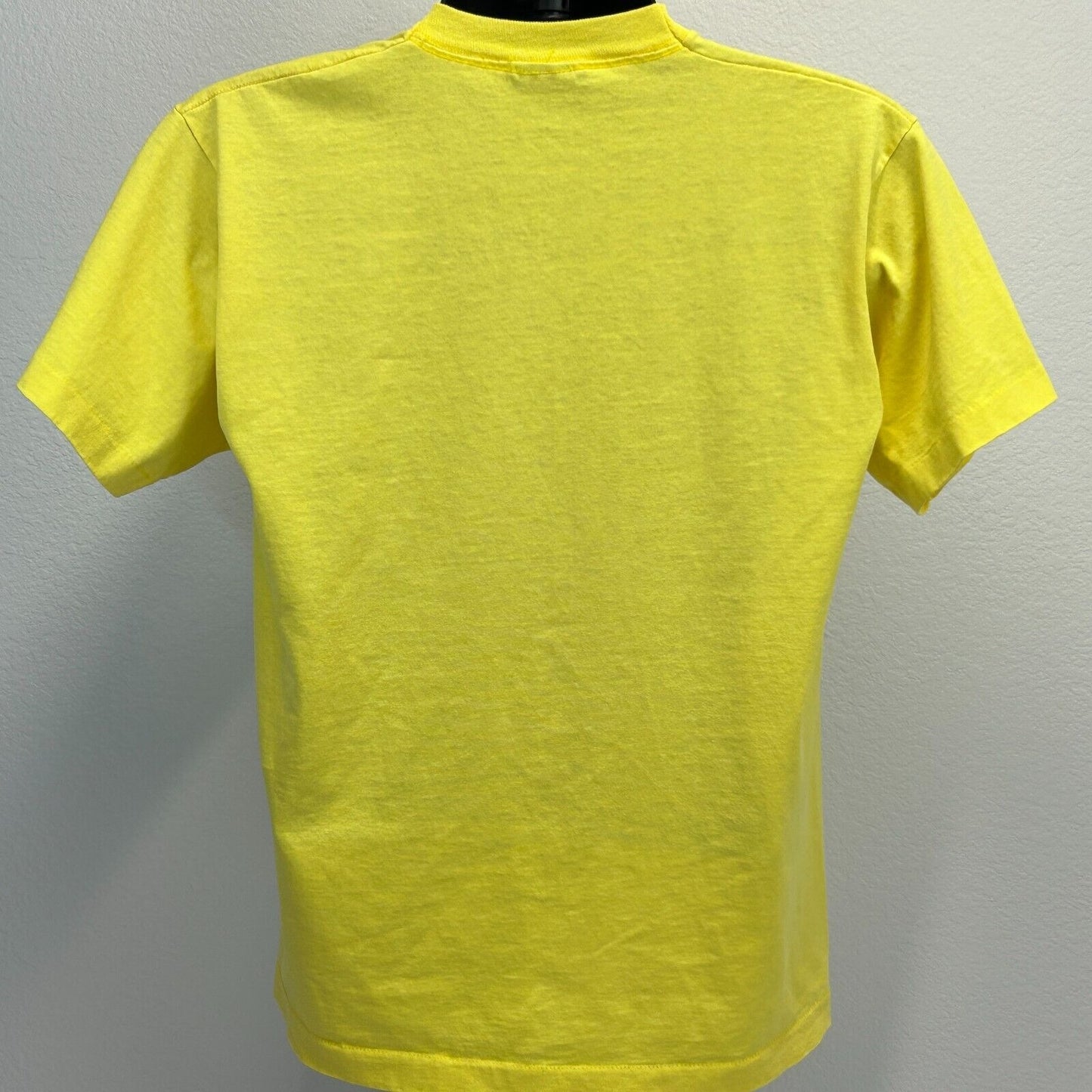 San Juan Puerto Rico Beach Club Vintage T Shirt Medium 80s Travel Mens Yellow