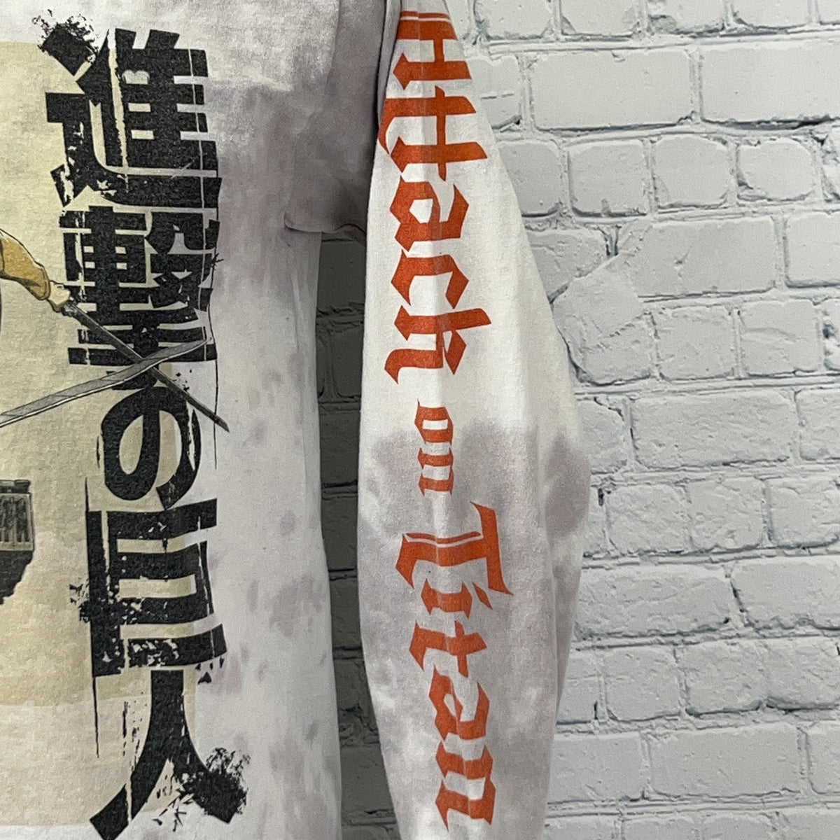 Attack on Titan T Shirt S Small Beige Anime Magna Ripple Junction Long Sleeve