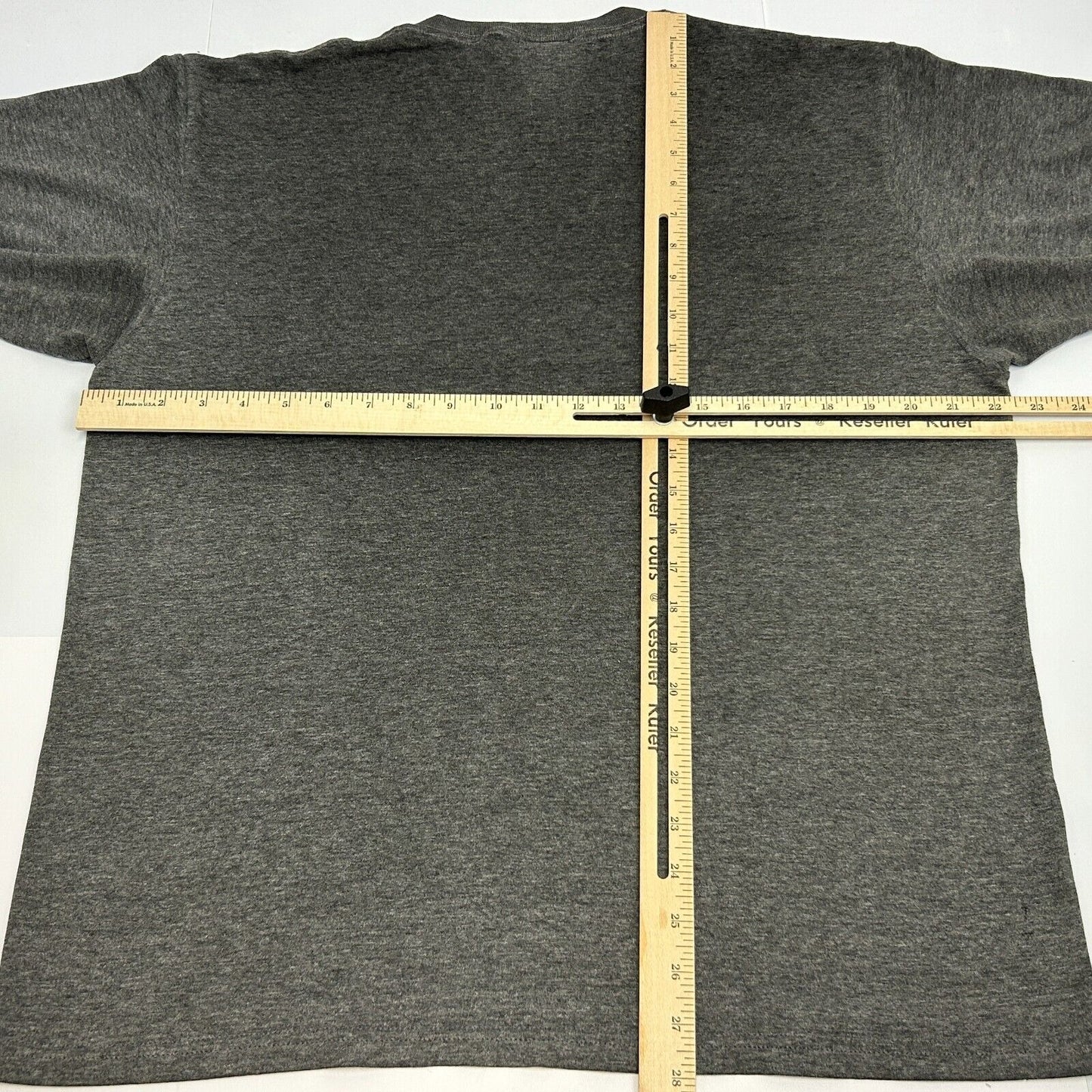 Camiseta de fútbol Nike desgastada vintage para hombre, talla mediana, fabricada en EE. UU., color gris