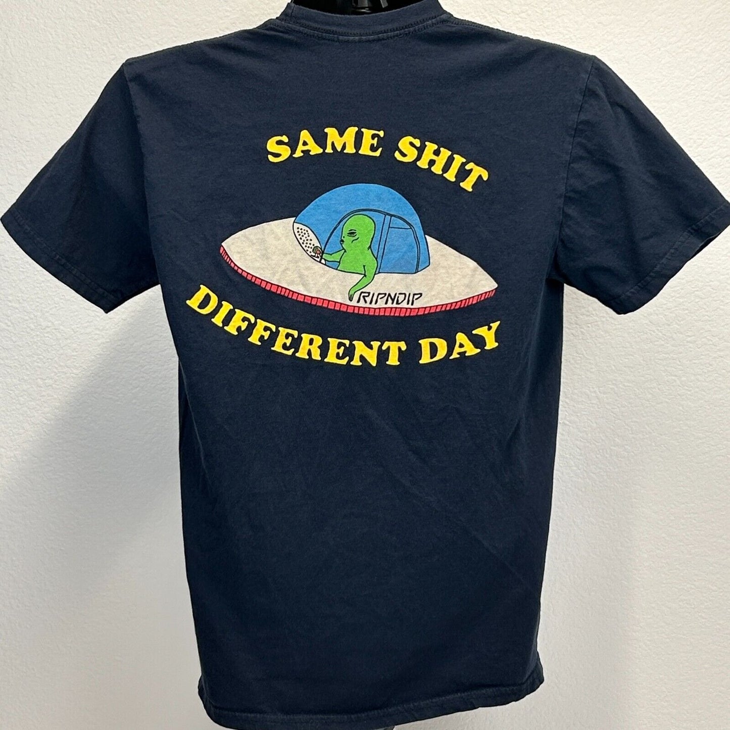 RIPNDIP Same Sh*t Different Day T Shirt Unisex Small Skater Skating Alien Black