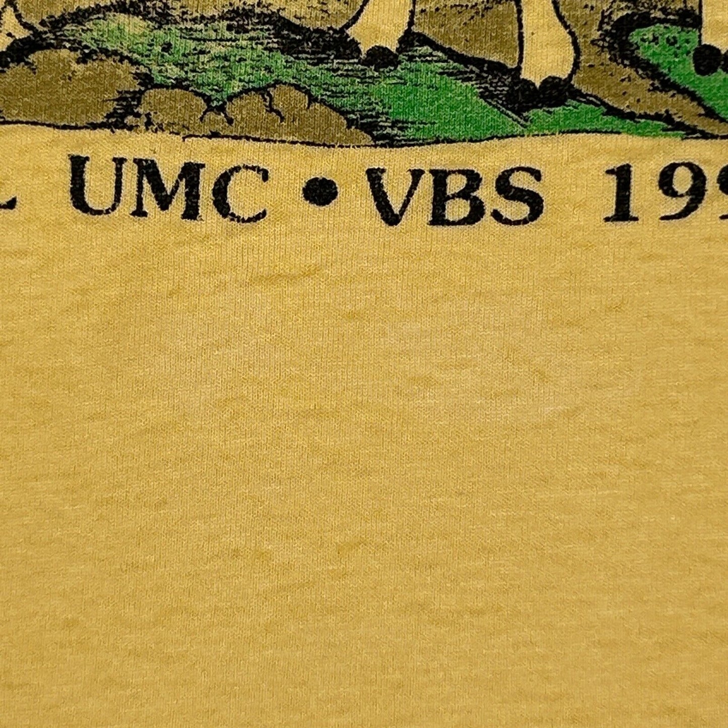 Vintage Distressed Storytelling Tree T Shirt Mens X-Large Central UMC VBS Yellow