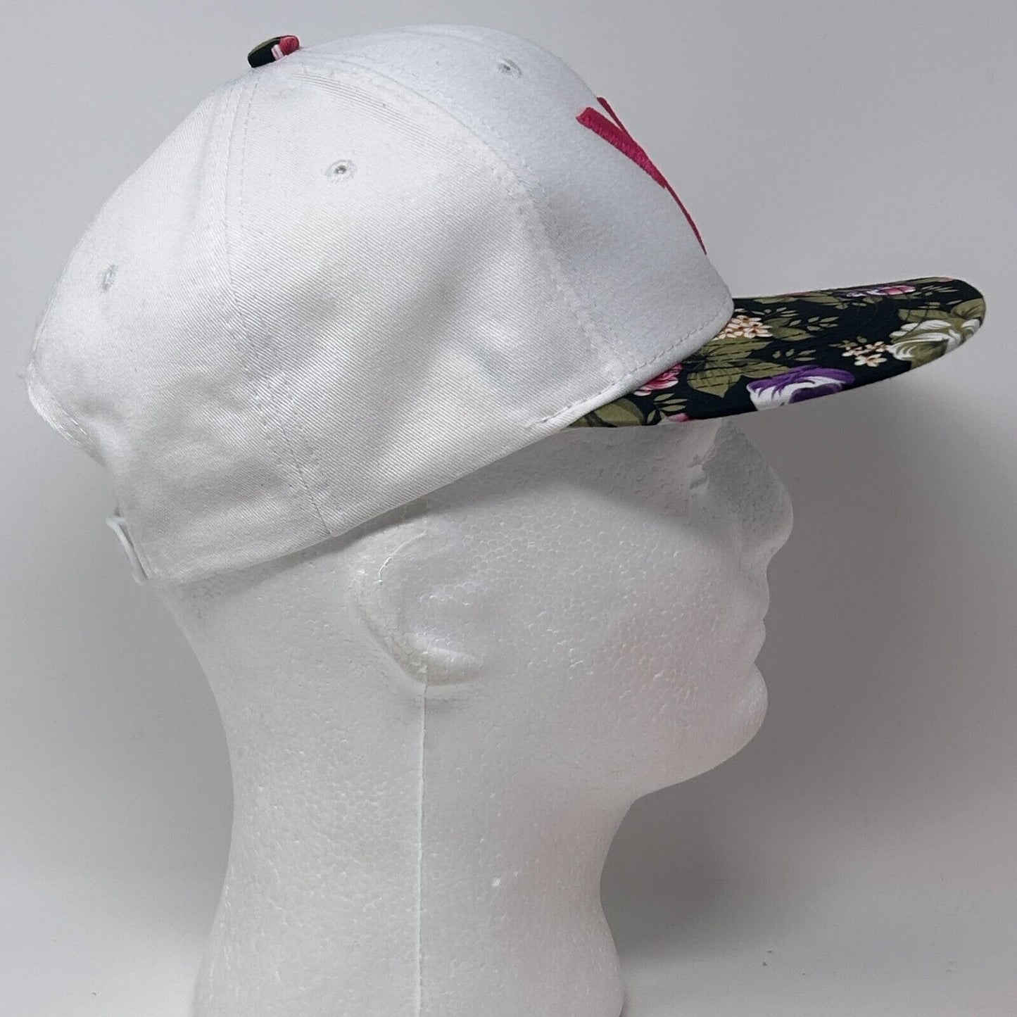 Visionary Baseball Hat Cap Floral Flowers Three Ds 6 Panel Snapback White