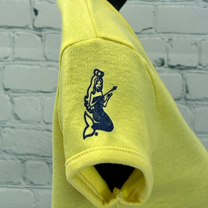 Vintage Chicken of the Sea T Shirt Tuna Fish Employee Yellow Womens XS X-Small