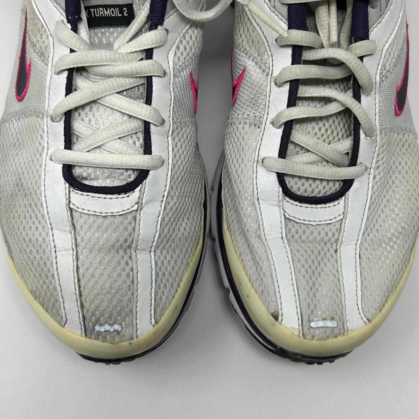 Nike Shox Turmoil 2 - Zapatillas para correr para mujer, color blanco, rosa, 375434-151, talla baja, 9