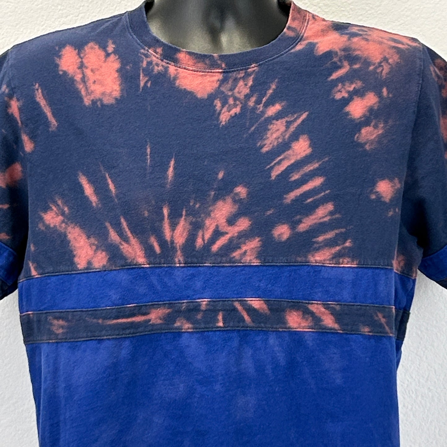 The Hundreds Striped T Shirt Mens M Medium Blue Streetwear Tie Dye Tee - Neon Vintage