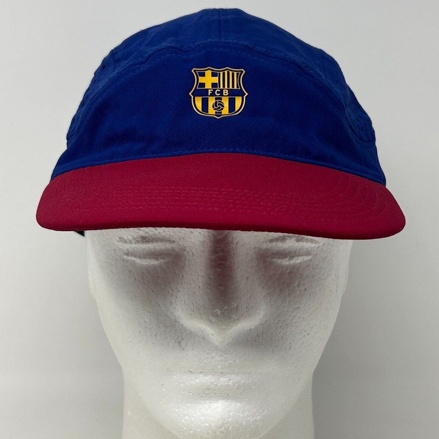 FC Barcelona Nike Tailwind Baseball Cap Hat Running Runner Futbol Strapback Blue