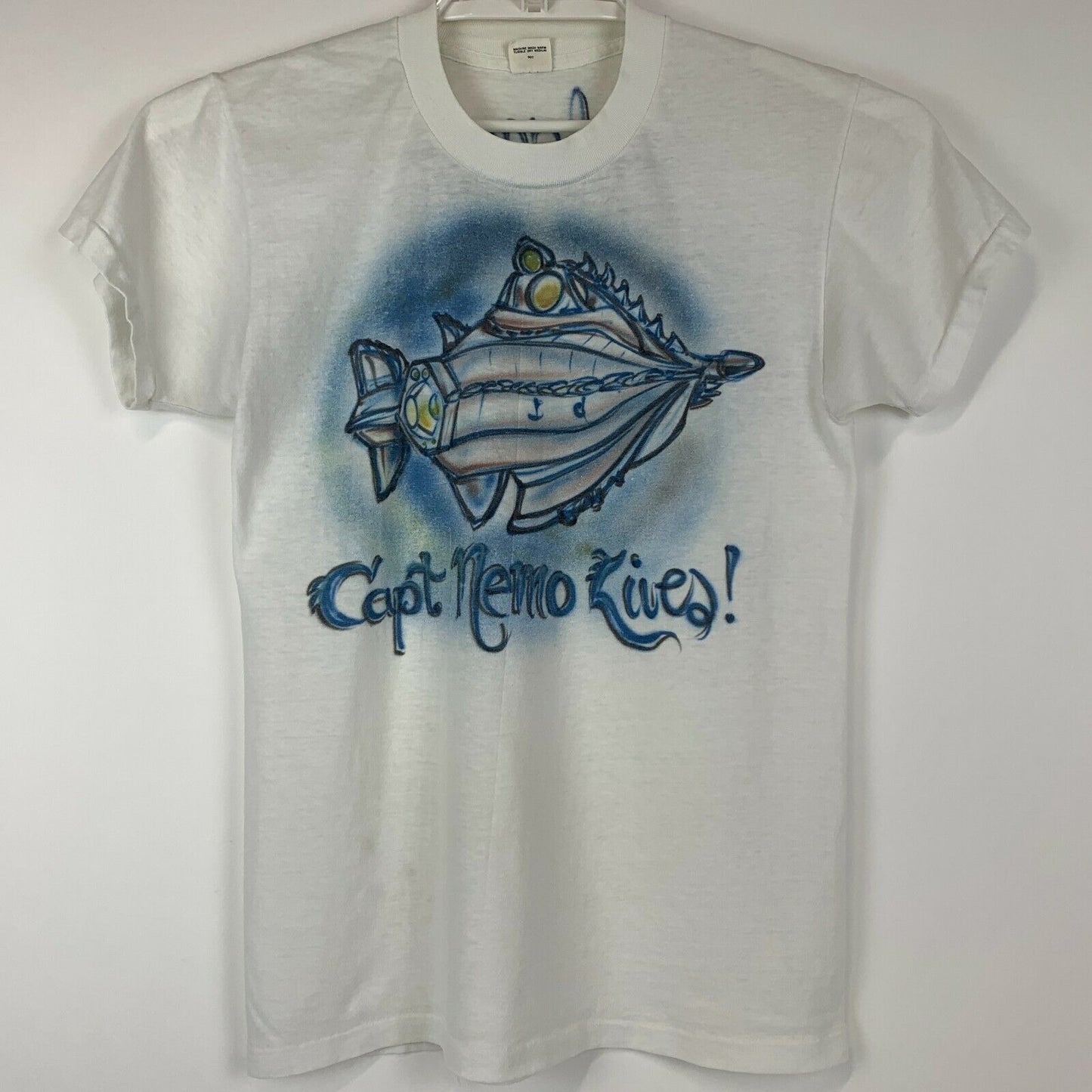 Vintage Captain Nemo Submarine T Shirt Mens Small Vulcania Disneyland USA White