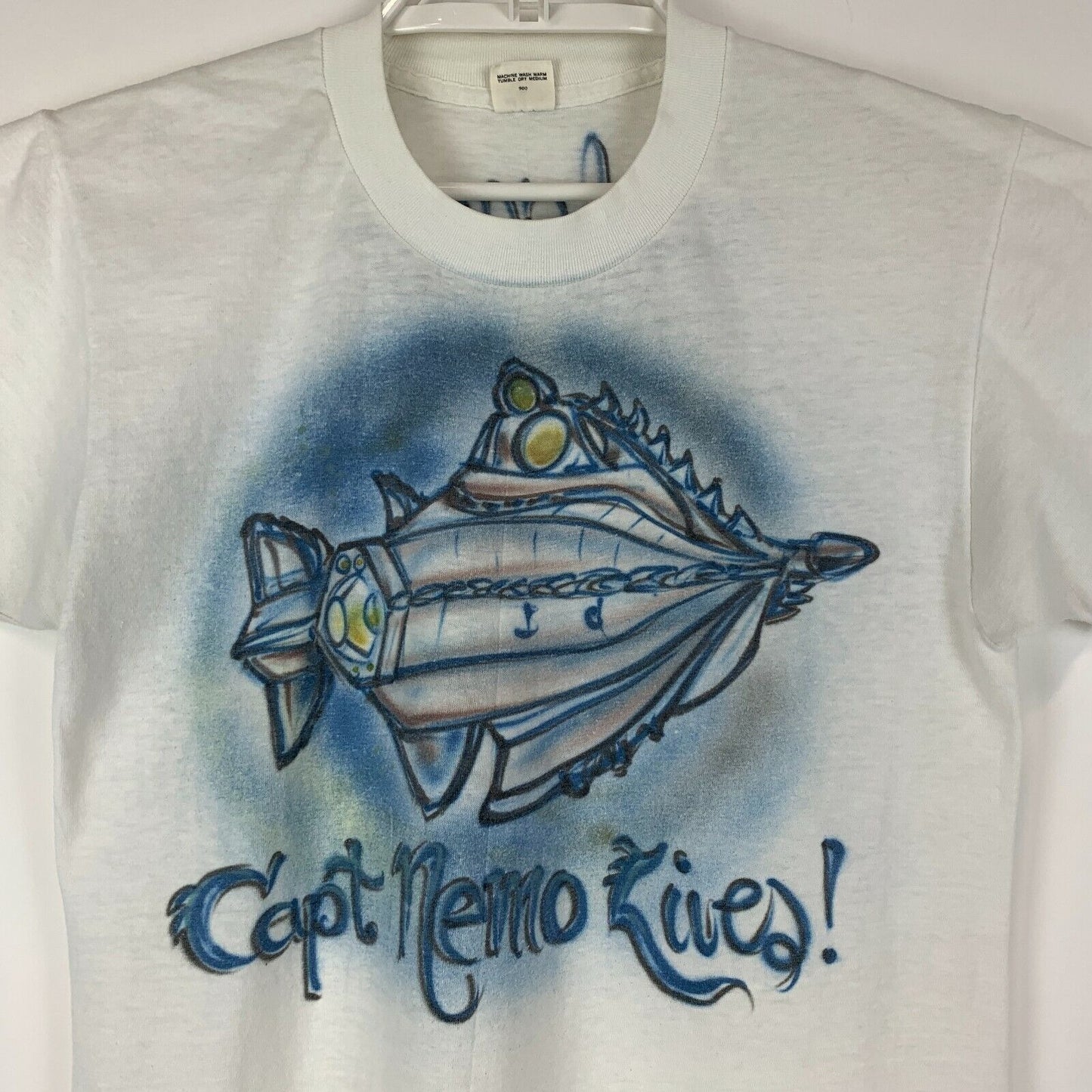 Vintage Captain Nemo Submarine T Shirt Mens Small Vulcania Disneyland USA White