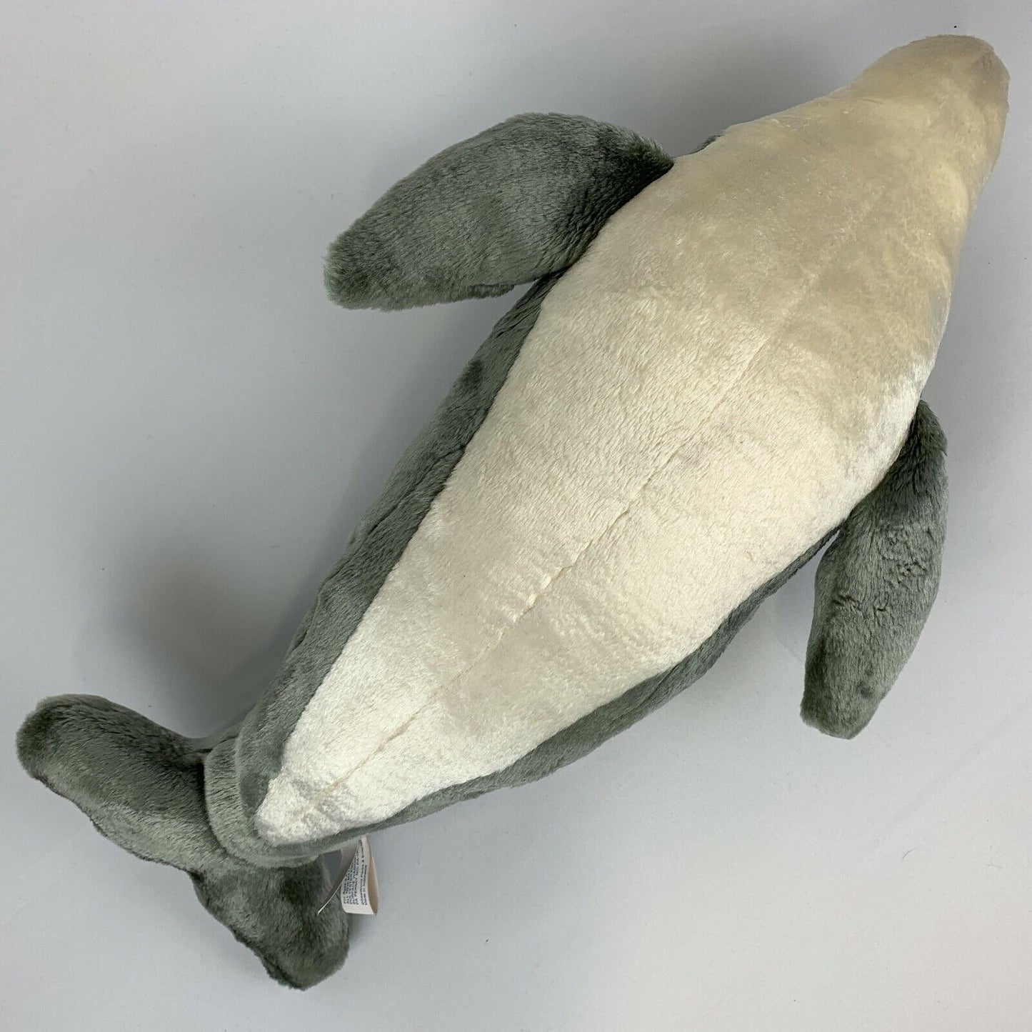 SeaWorld 19" Bottlenose Dolphin Plush Flipper Marine Gray Stuffed Animal 2016