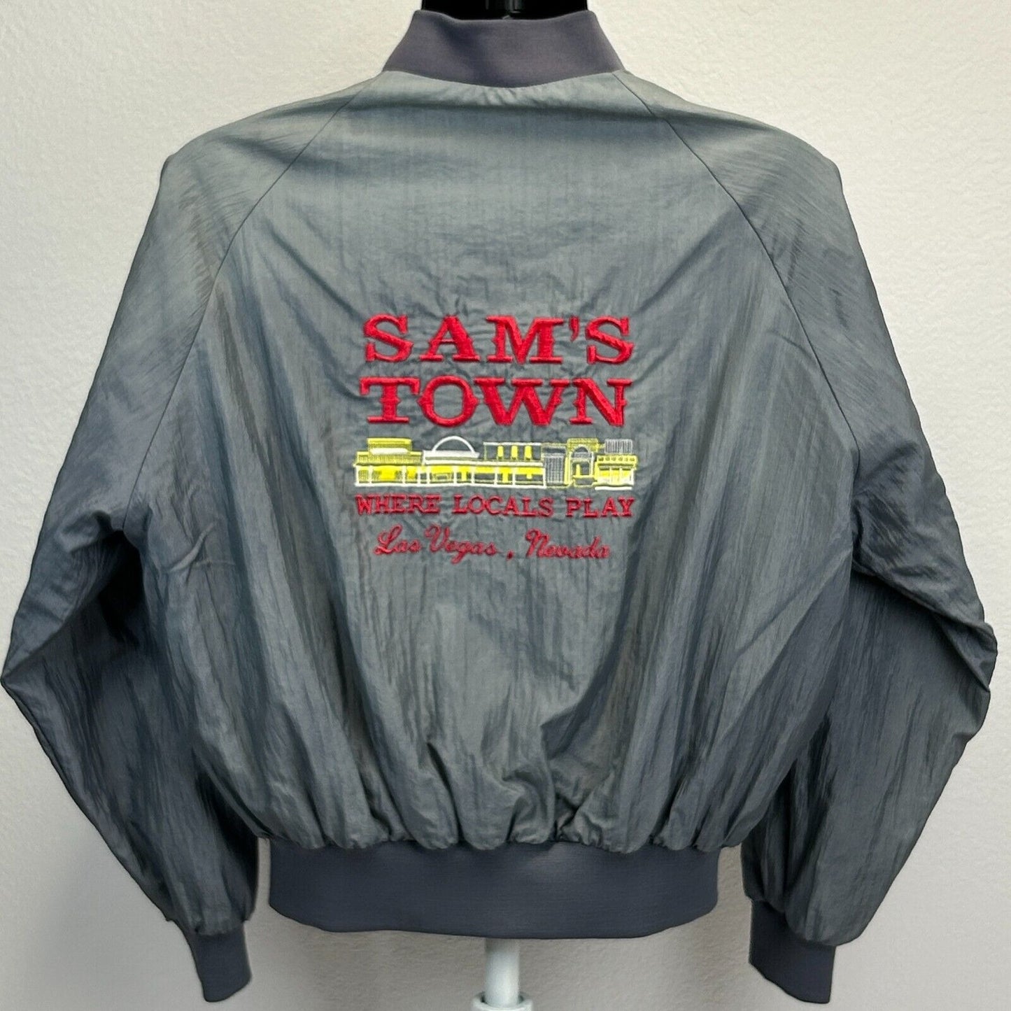 Vintage Sams Town Casino Satin Bomber Jacket Mens Medium Las Vegas Gambling Gray