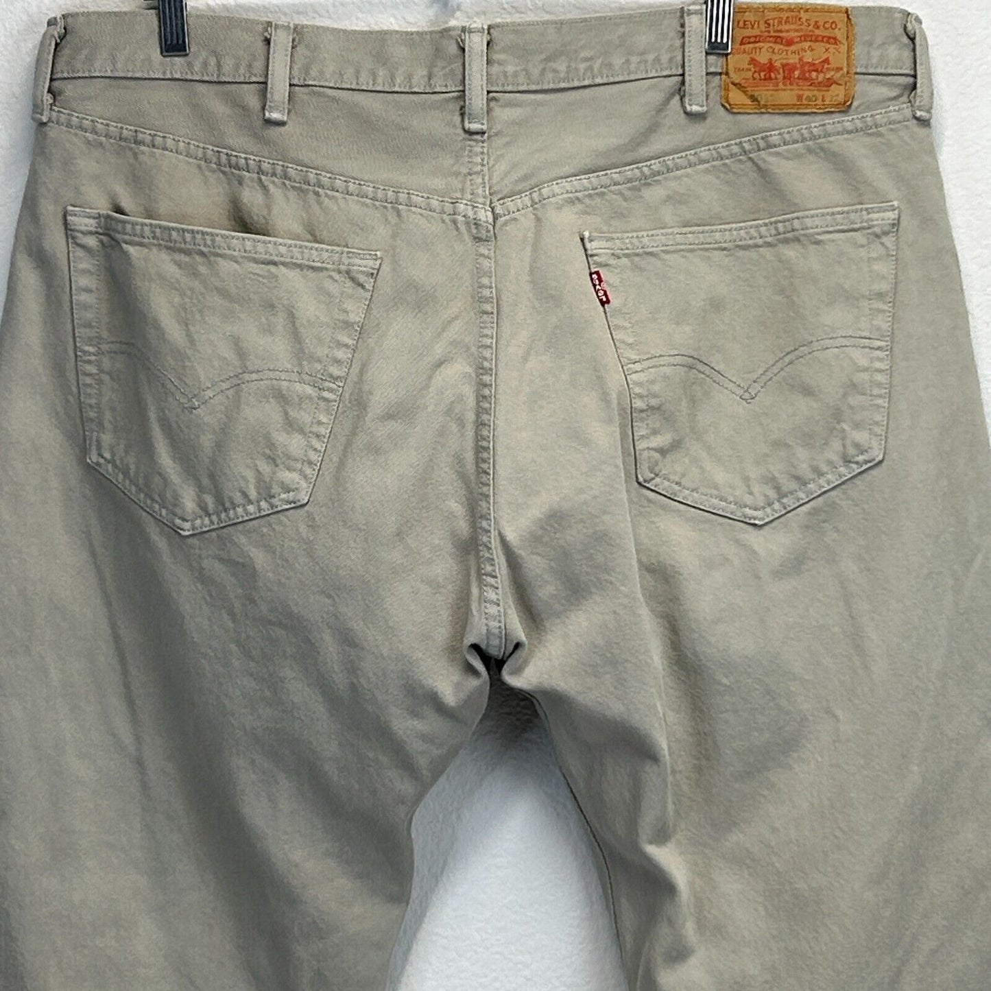 Levis 501 Button Fly Jeans Mens 40x32 Straight Fit Five Pockets Denim Gray