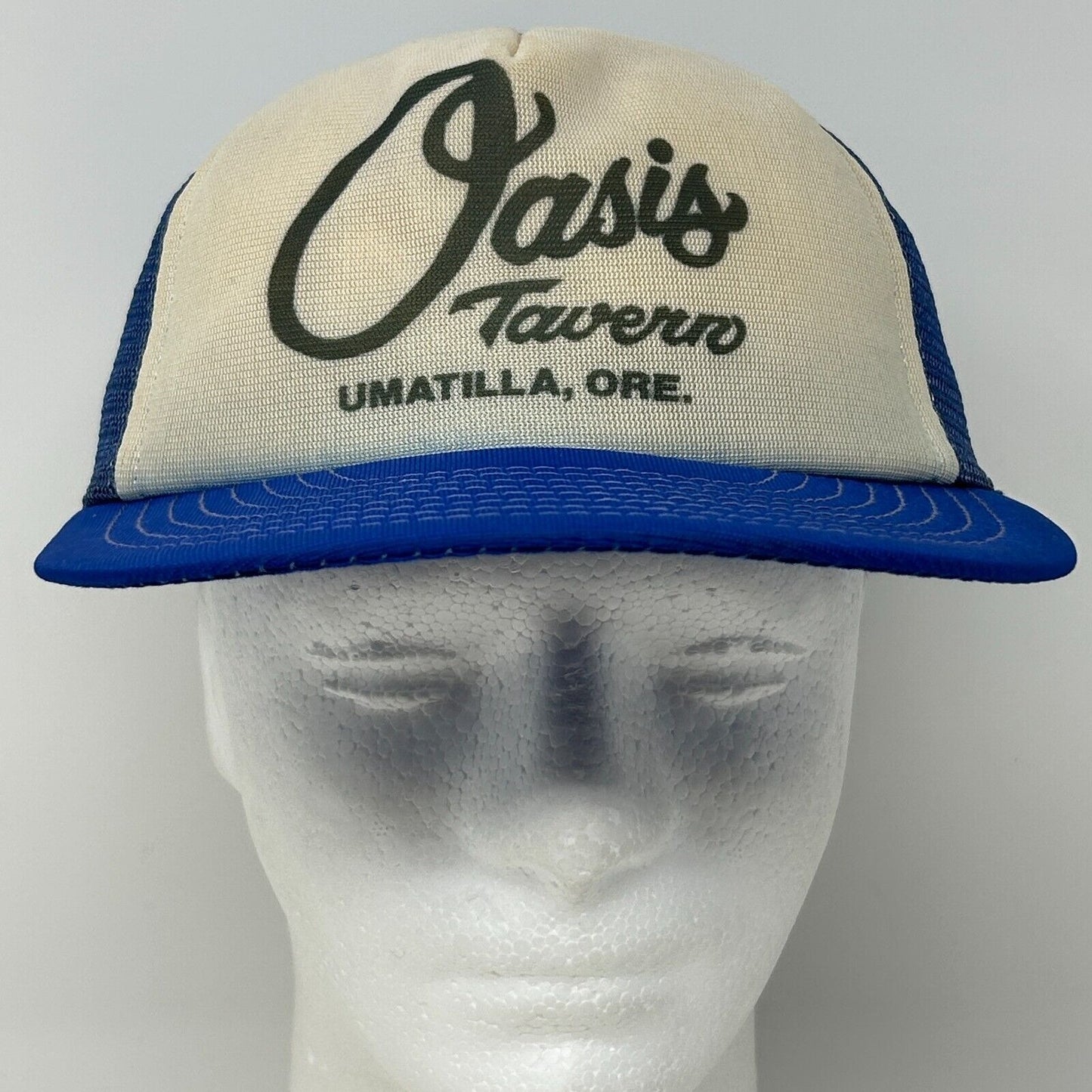 Vintage Oasis Tavern Umatilla Oregon Trucker Hat Baseball Cap Mesh Snapback Blue