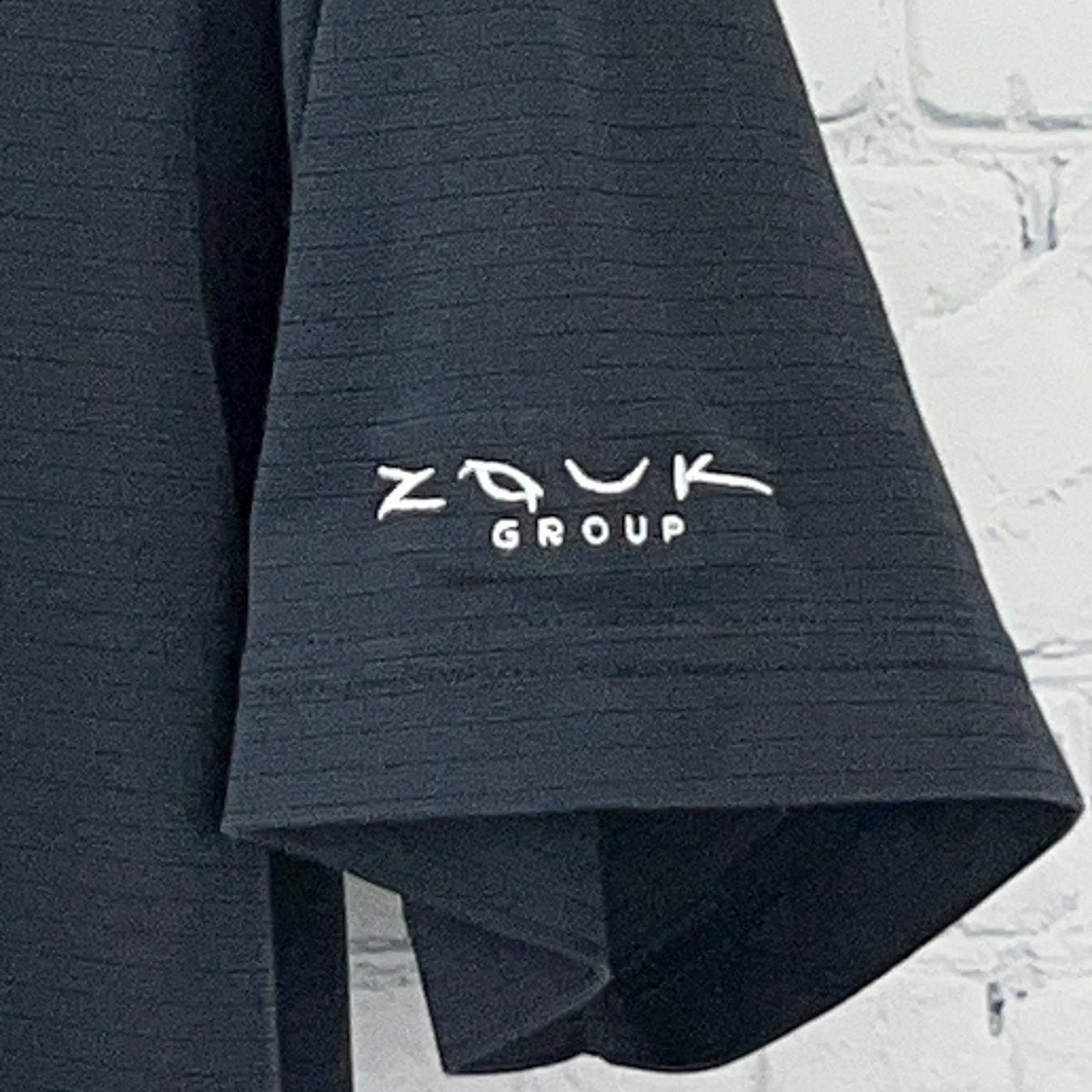 TravisMathew Zouk Group Zinna 2.0 Polo Shirt XL X-Large Navy Golf Corporate Logo
