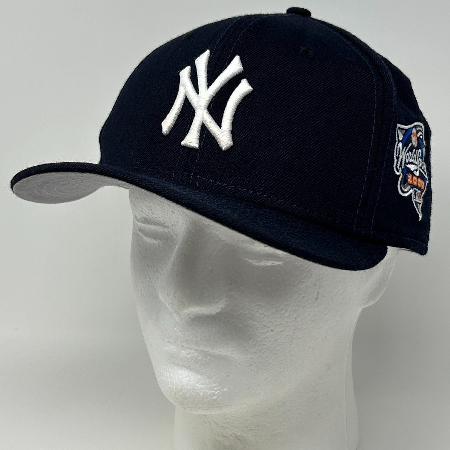 New York NY Yankees 2000 World Series Hat Baseball Cap New Era Blue Fitted 7 3/4