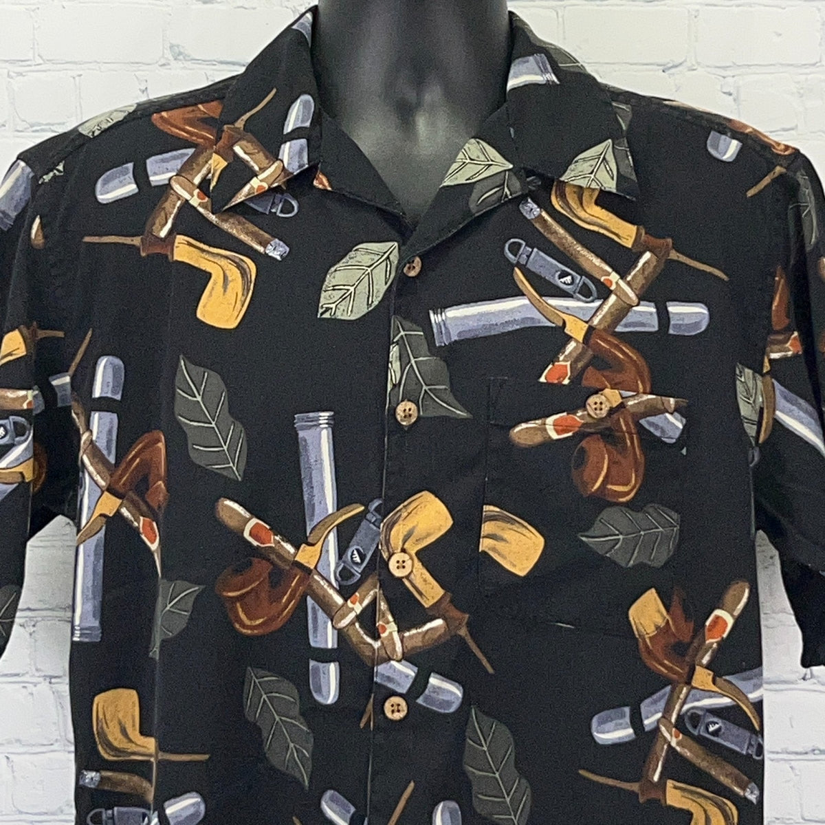 Paradise Coves Cigars Silk Hawaiian Camp Shirt Mens M Medium Black Button Front