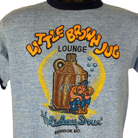 Camiseta vintage de los años 80 de Little Brown Jug Lounge Branson Missouri, pequeña Holiday Inn