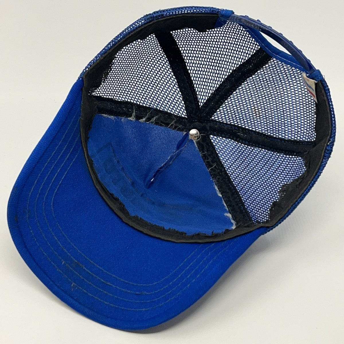 Vintage Auto Value Auto Parts Trucker Hat Baseball Cap Snapback Mesh Made In USA