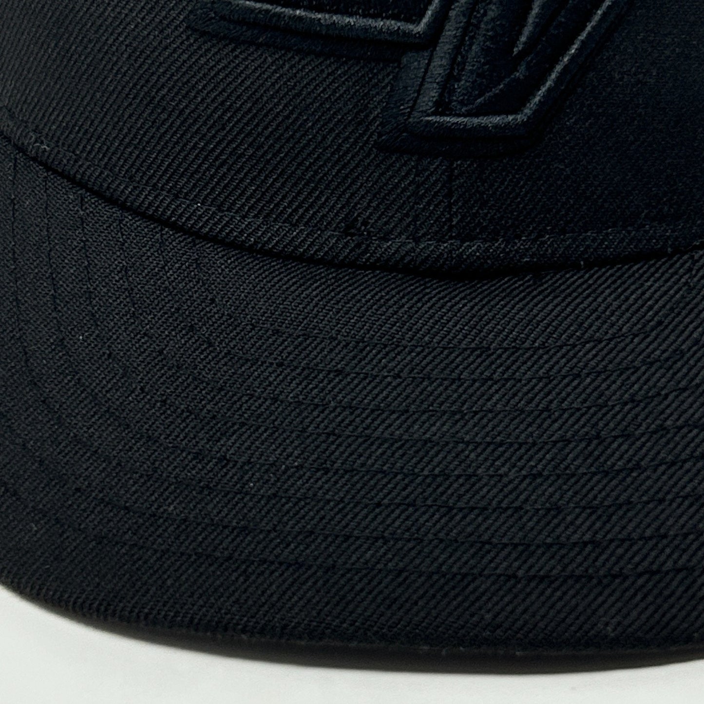 Las Vegas Aviators Hat Baseball Cap MiLB New Era Wool Black On Black Fitted 7 - Neon Vintage