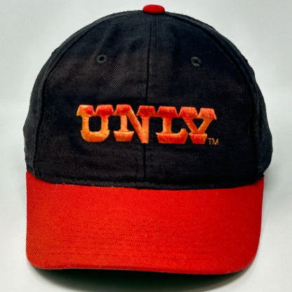 Gorra de béisbol New Era de Las Vegas negra vintage de los años 80 de UNLV Rebels, ajustada, 7 1/4