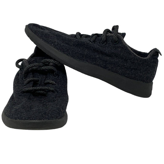 Allbirds Black Wool Runners in size 10, featuring a simple design and soft wool upper, viewed from the front