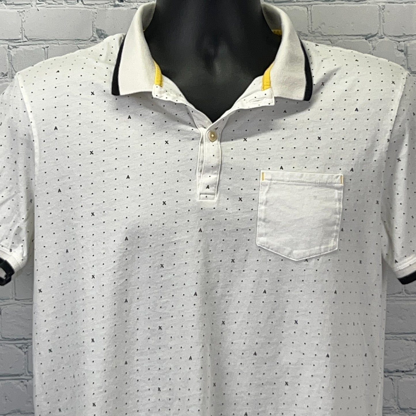 Armani Exchange White Polo Shirt with Pattern, Front View, Short Sleeves and Chest Pocket