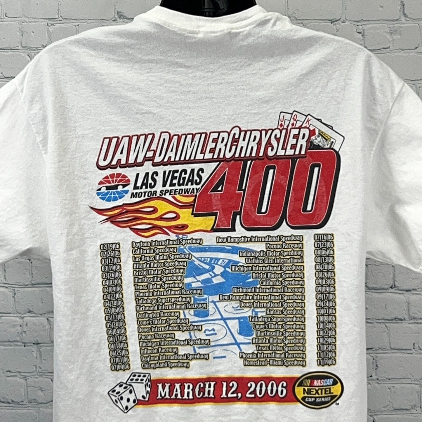 Vintage Y2Ks 2006 NASCAR Las Vegas UAW DaimlerChrysler 400 T Shirt White L Large