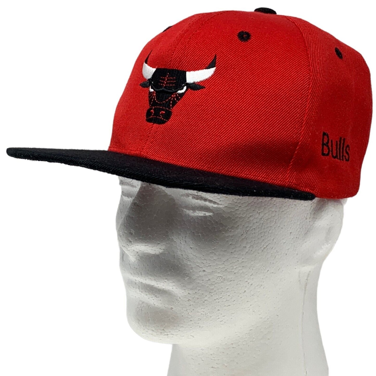 Chicago Bulls Snapback Hat NBA Basketball Red Black 6 Six Panel Baseball Cap