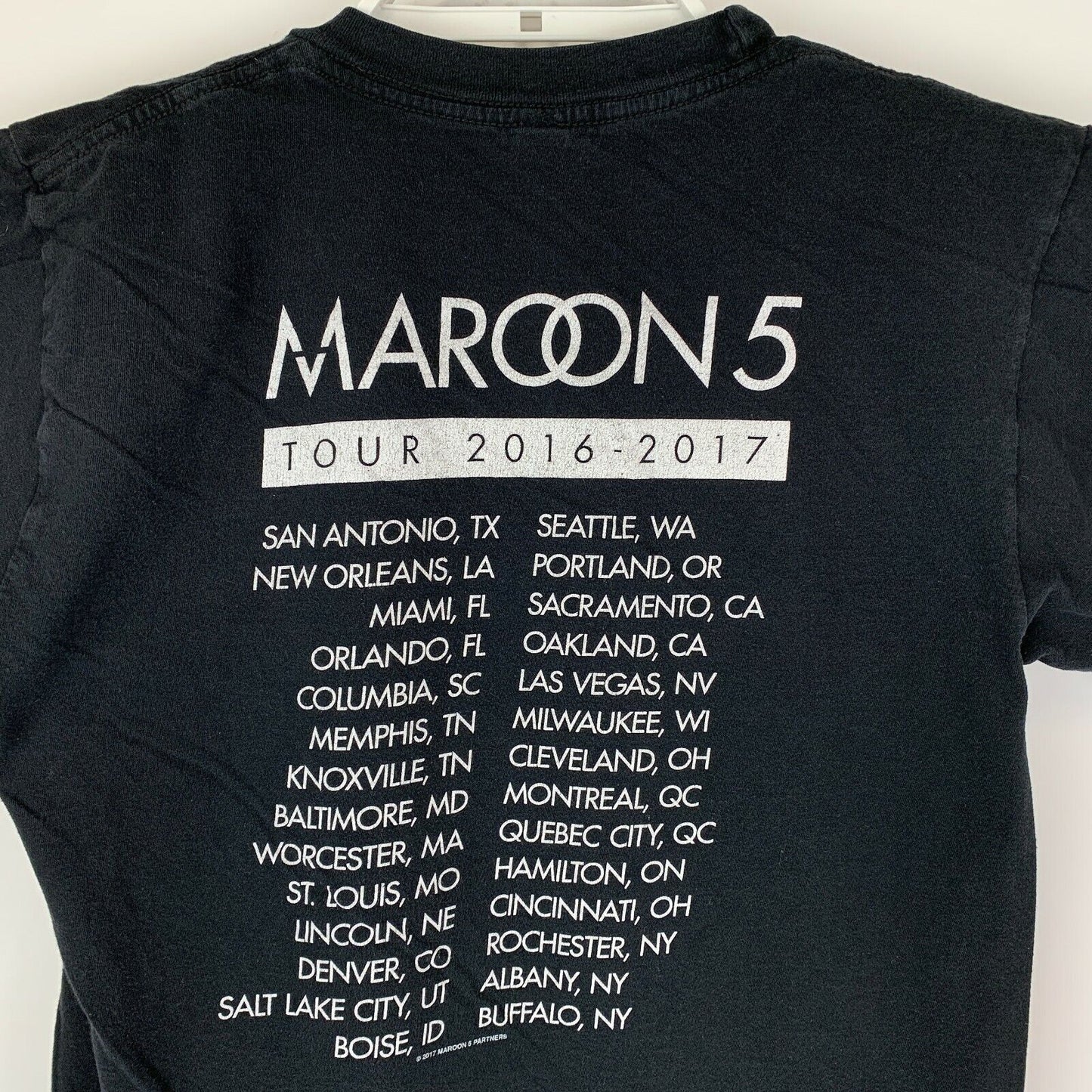 2016-2017 Maroon 5 Tour Camiseta Pop Rock Band Concierto Camiseta gráfica negra Pequeña